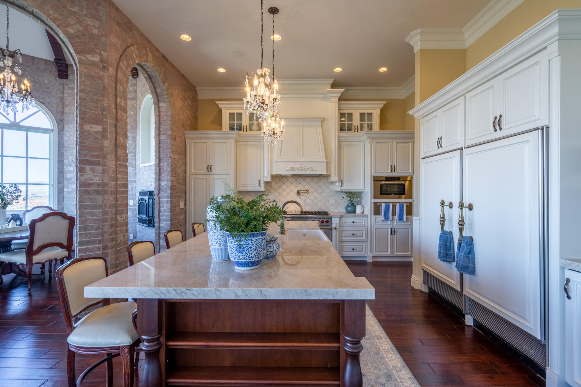 NORTHBRIDGE ESTATES - Residential