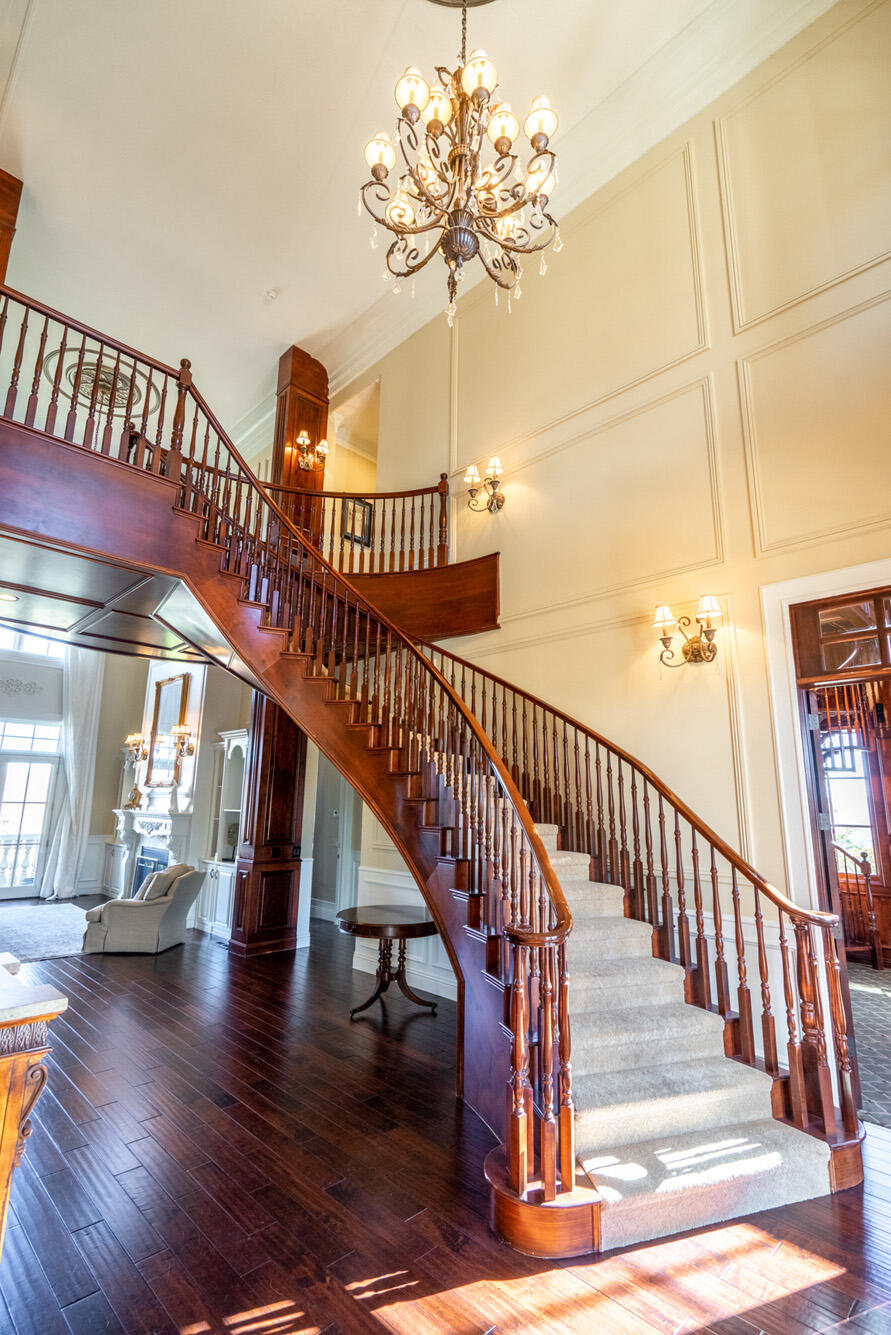 NORTHBRIDGE ESTATES - Residential