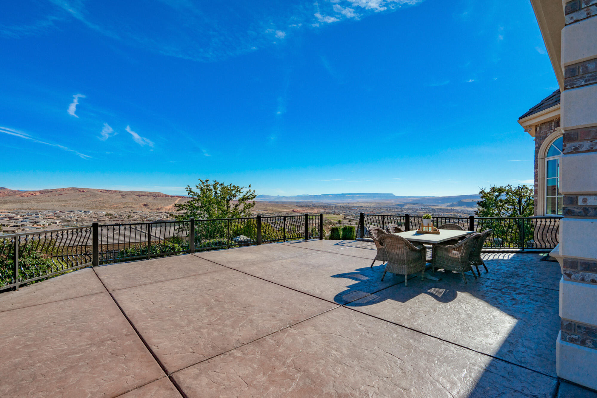 NORTHBRIDGE ESTATES - Residential