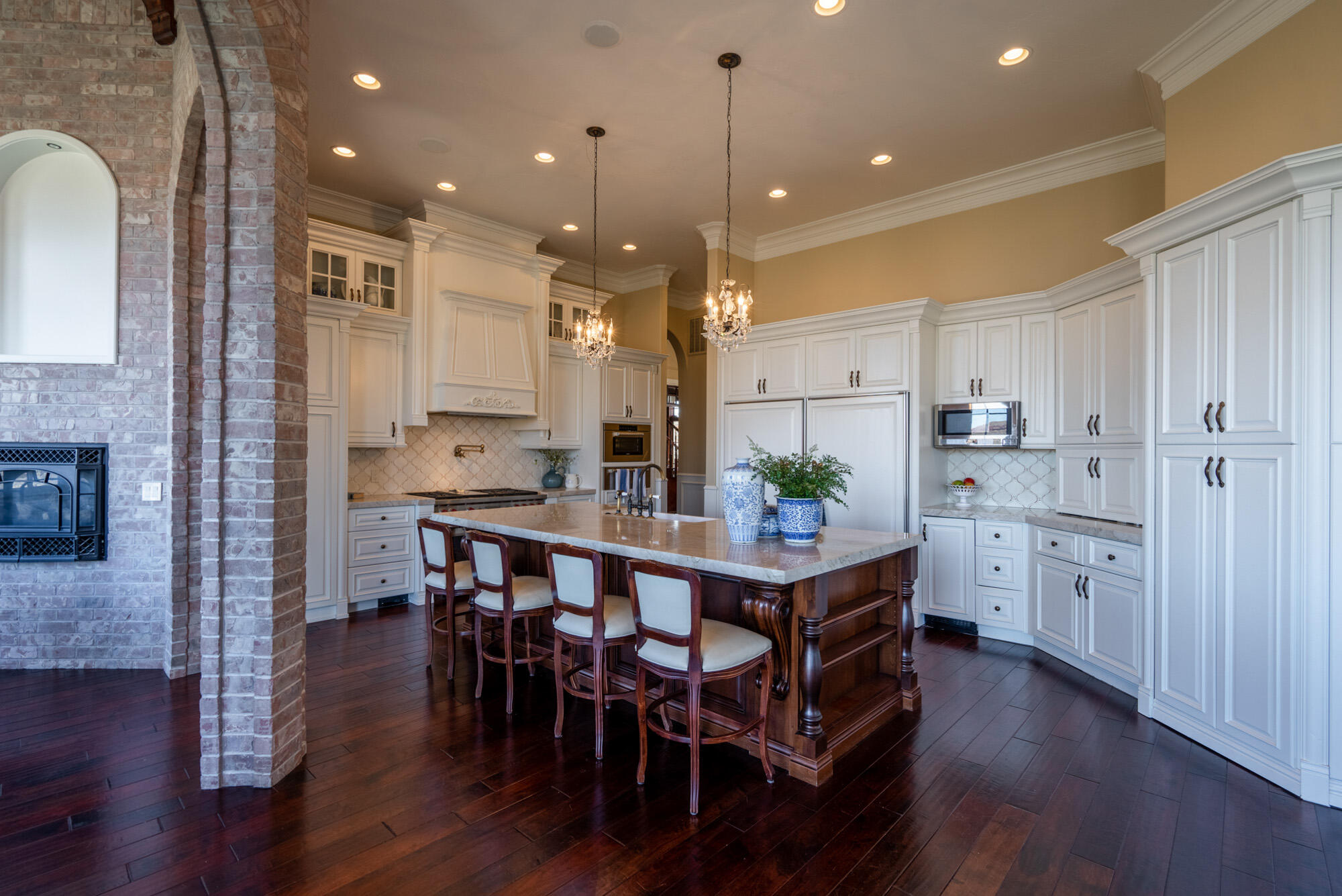 NORTHBRIDGE ESTATES - Residential