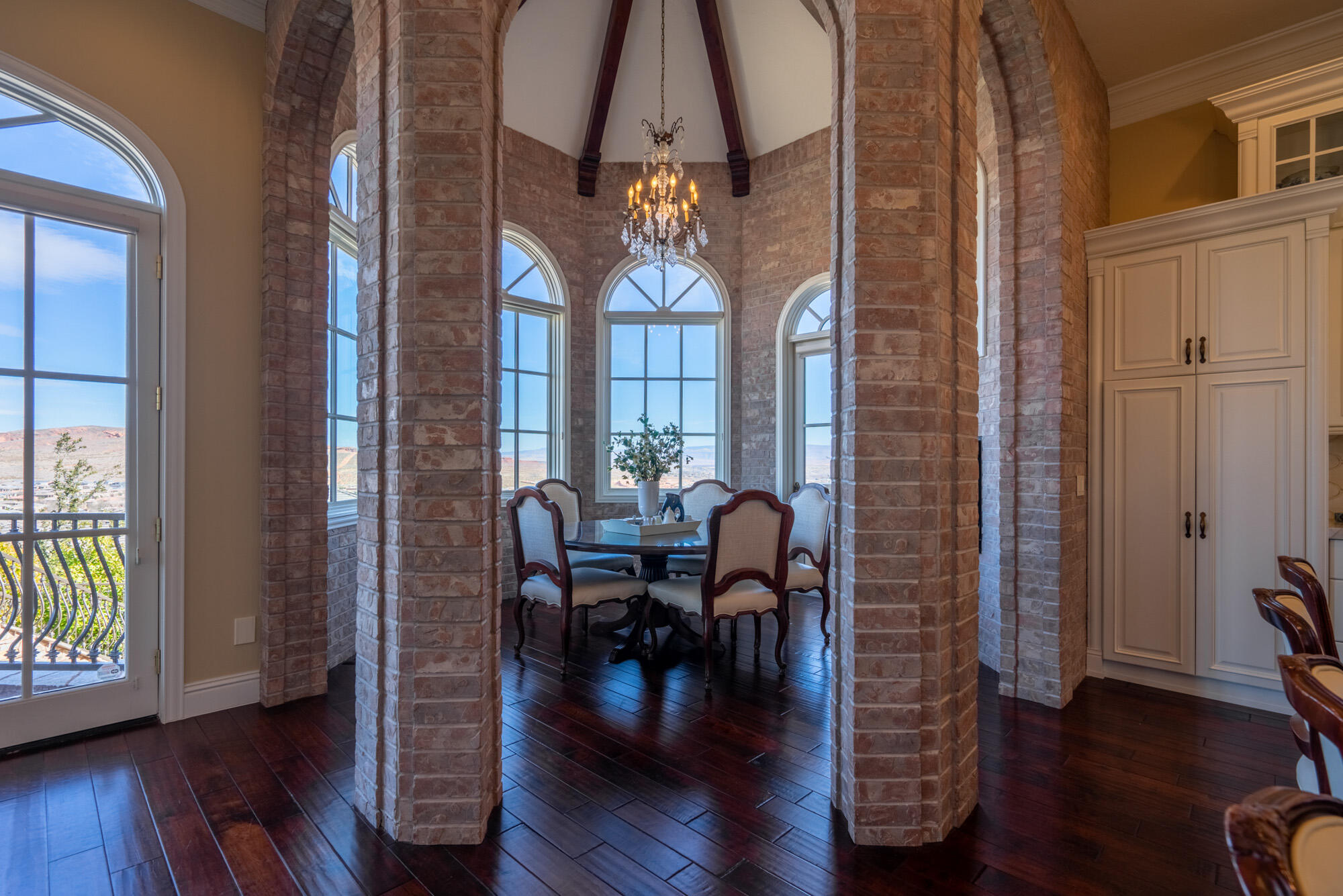 NORTHBRIDGE ESTATES - Residential