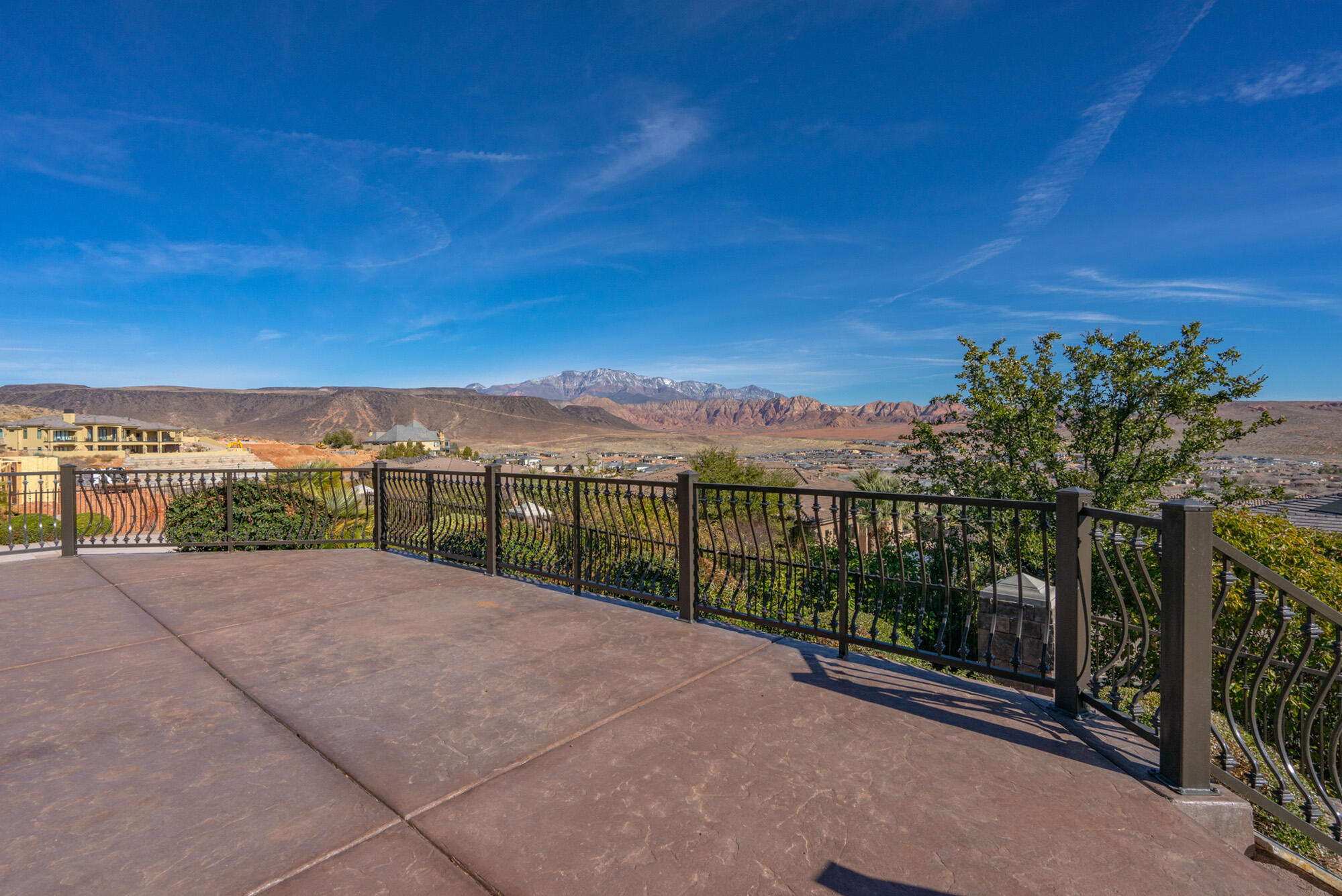 NORTHBRIDGE ESTATES - Residential