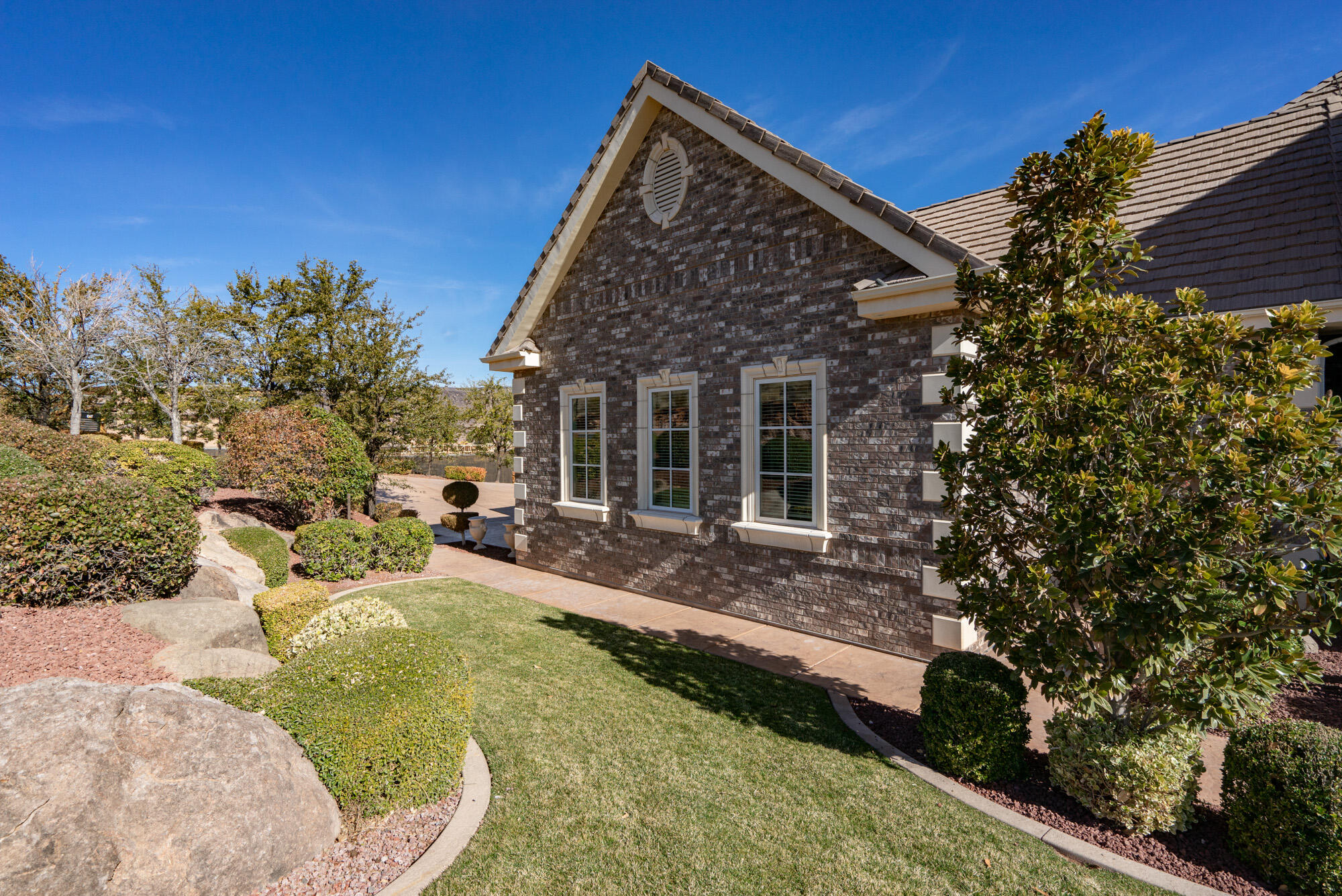 NORTHBRIDGE ESTATES - Residential