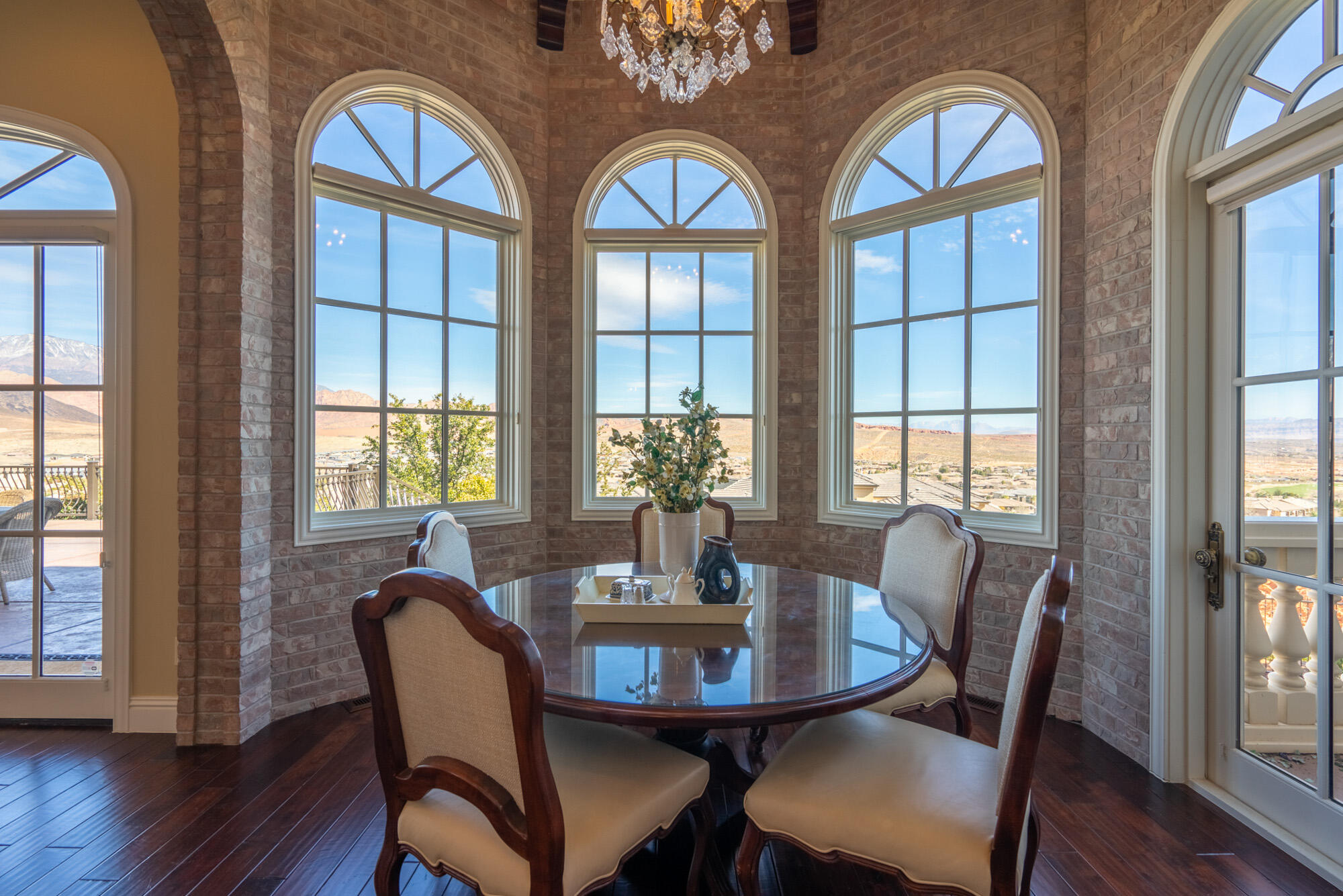 NORTHBRIDGE ESTATES - Residential