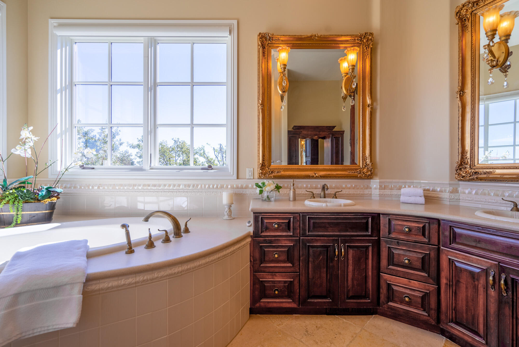 NORTHBRIDGE ESTATES - Residential