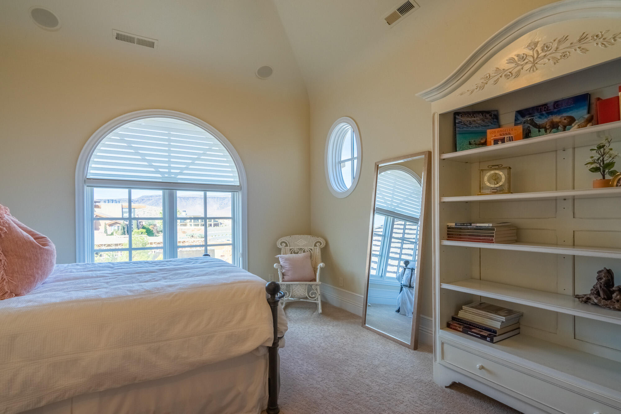 NORTHBRIDGE ESTATES - Residential