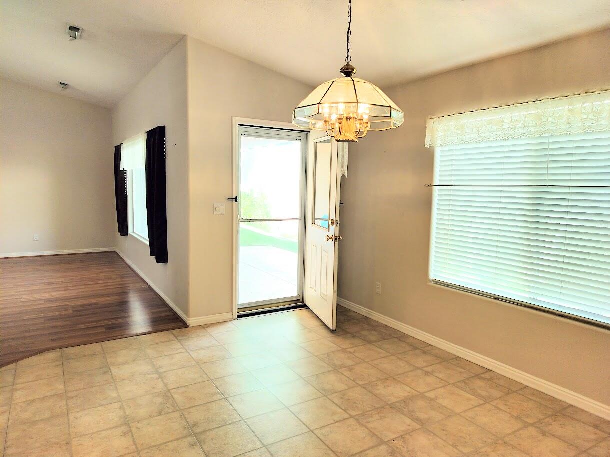 SILVERCREEK TOWNHOMES - Residential