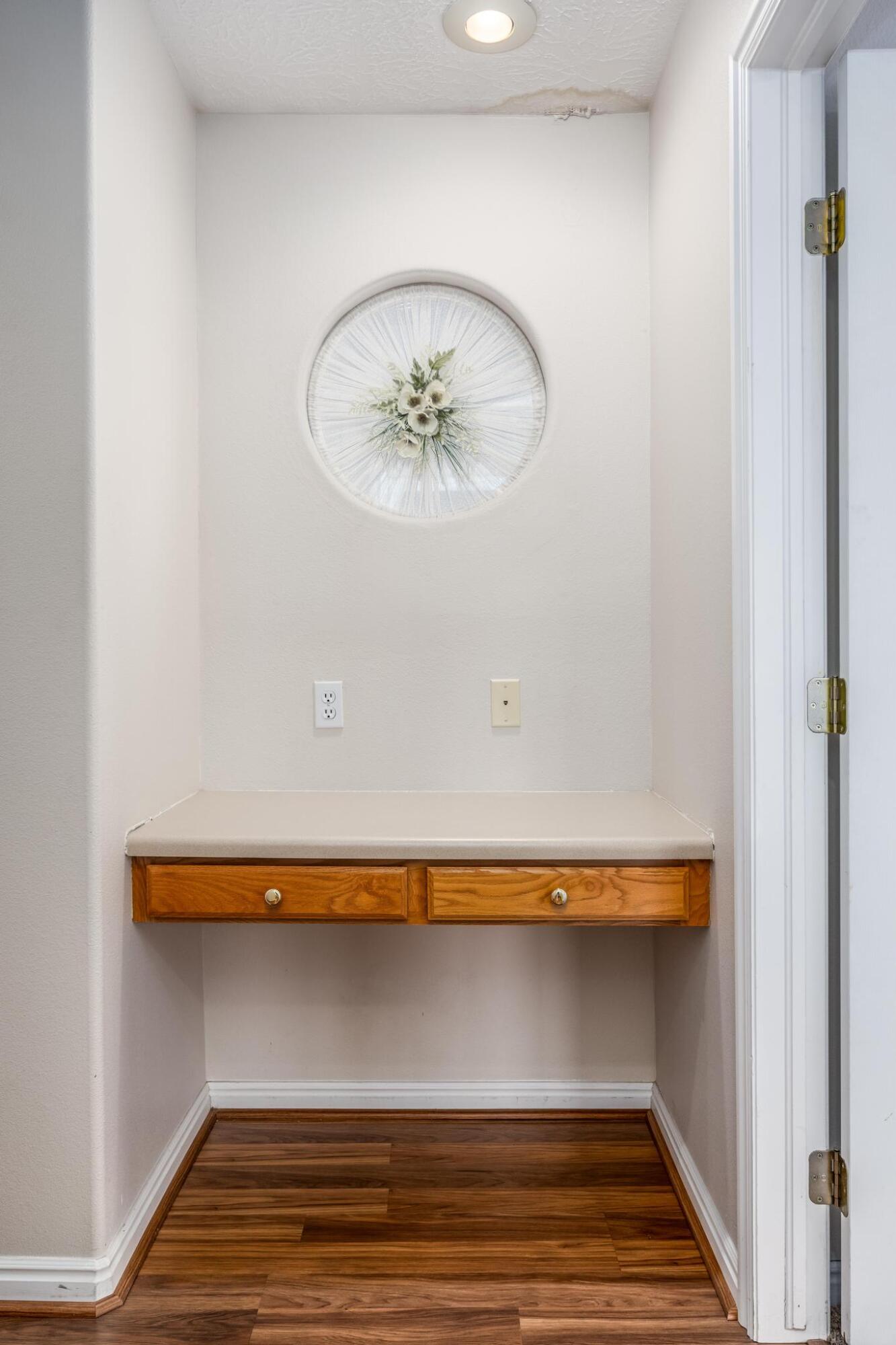 SILVERCREEK TOWNHOMES - Residential