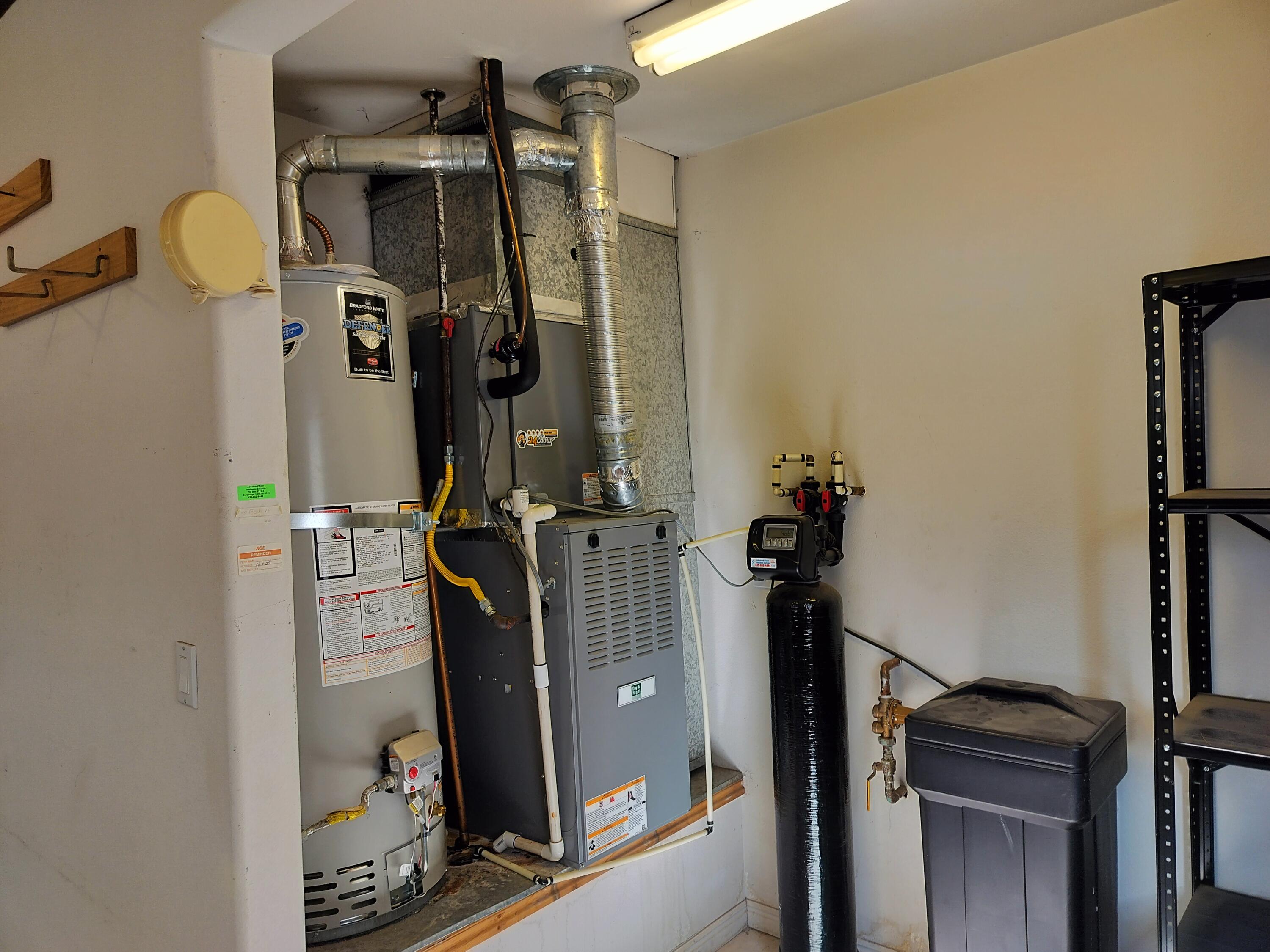 SILVERCREEK TOWNHOMES - Residential