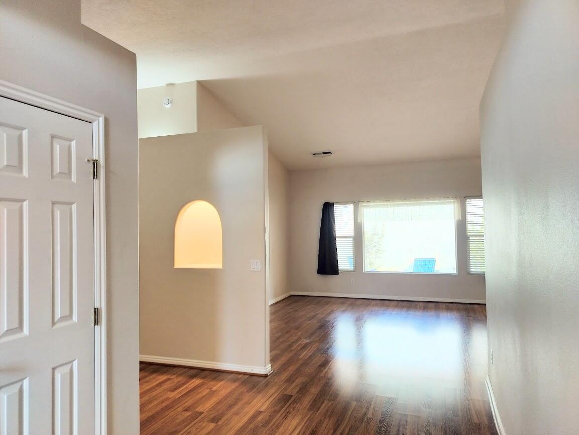 SILVERCREEK TOWNHOMES - Residential