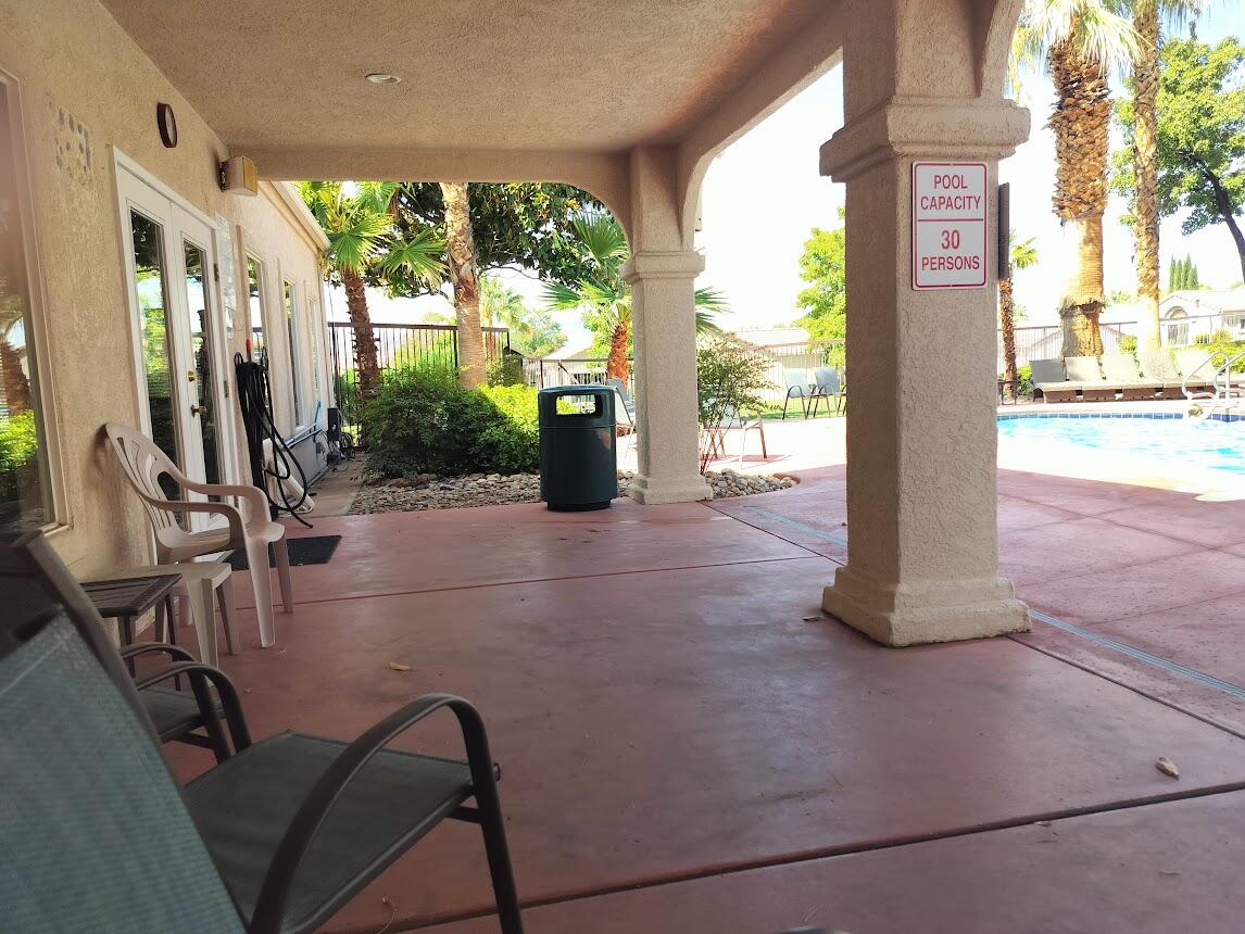 SILVERCREEK TOWNHOMES - Residential