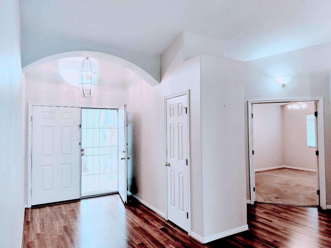 SILVERCREEK TOWNHOMES - Residential