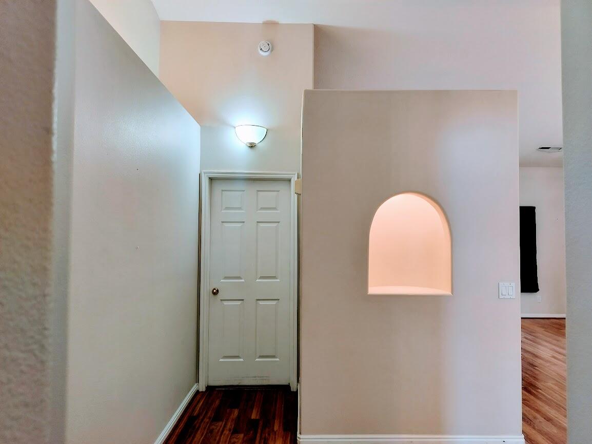 SILVERCREEK TOWNHOMES - Residential