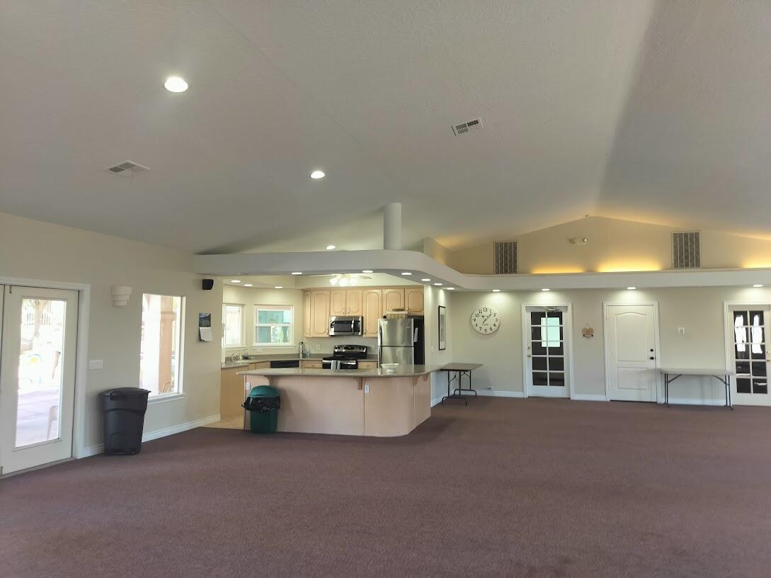 SILVERCREEK TOWNHOMES - Residential