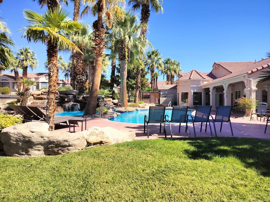 SILVERCREEK TOWNHOMES - Residential