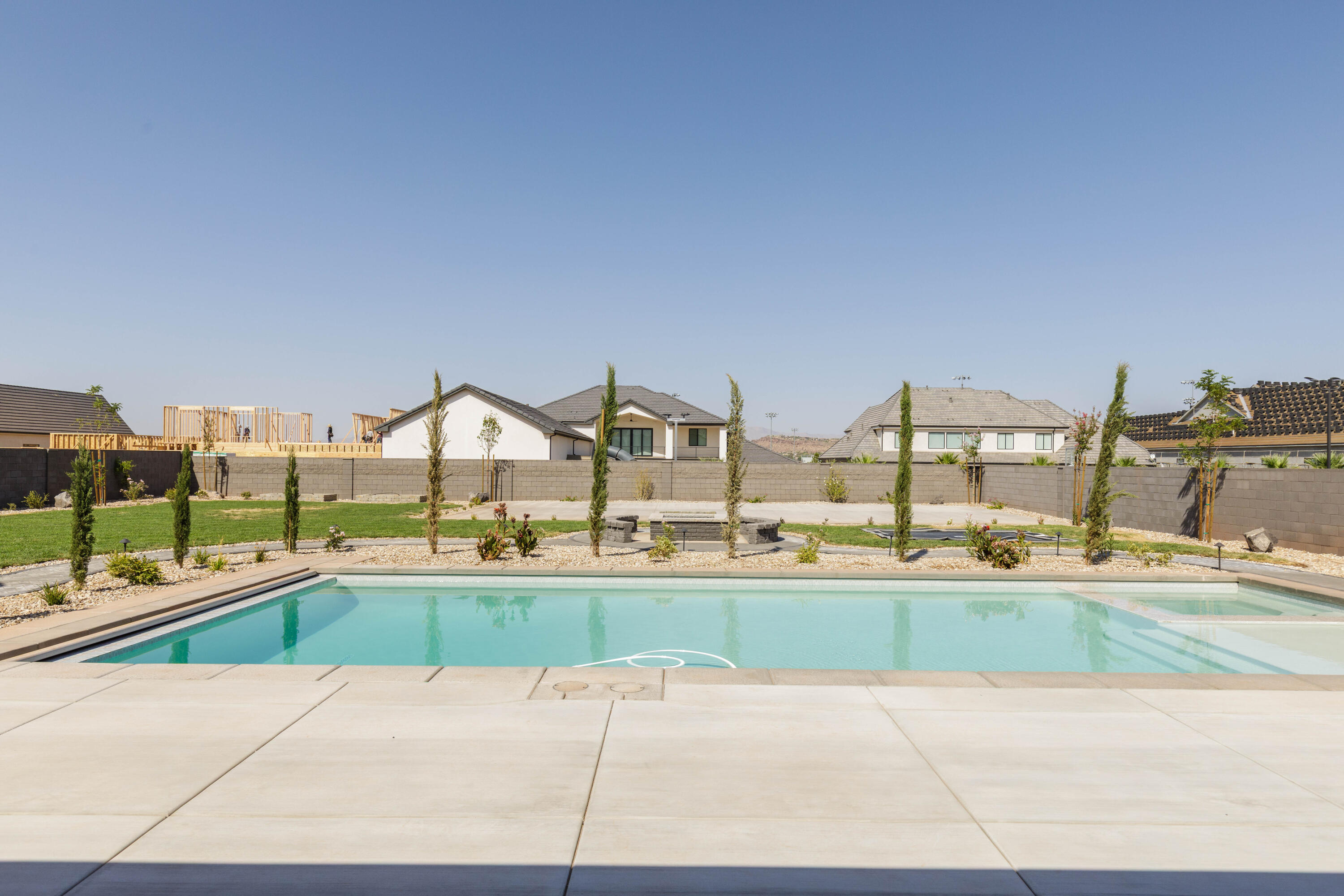 BRECKENRIDGE ESTATES - Residential