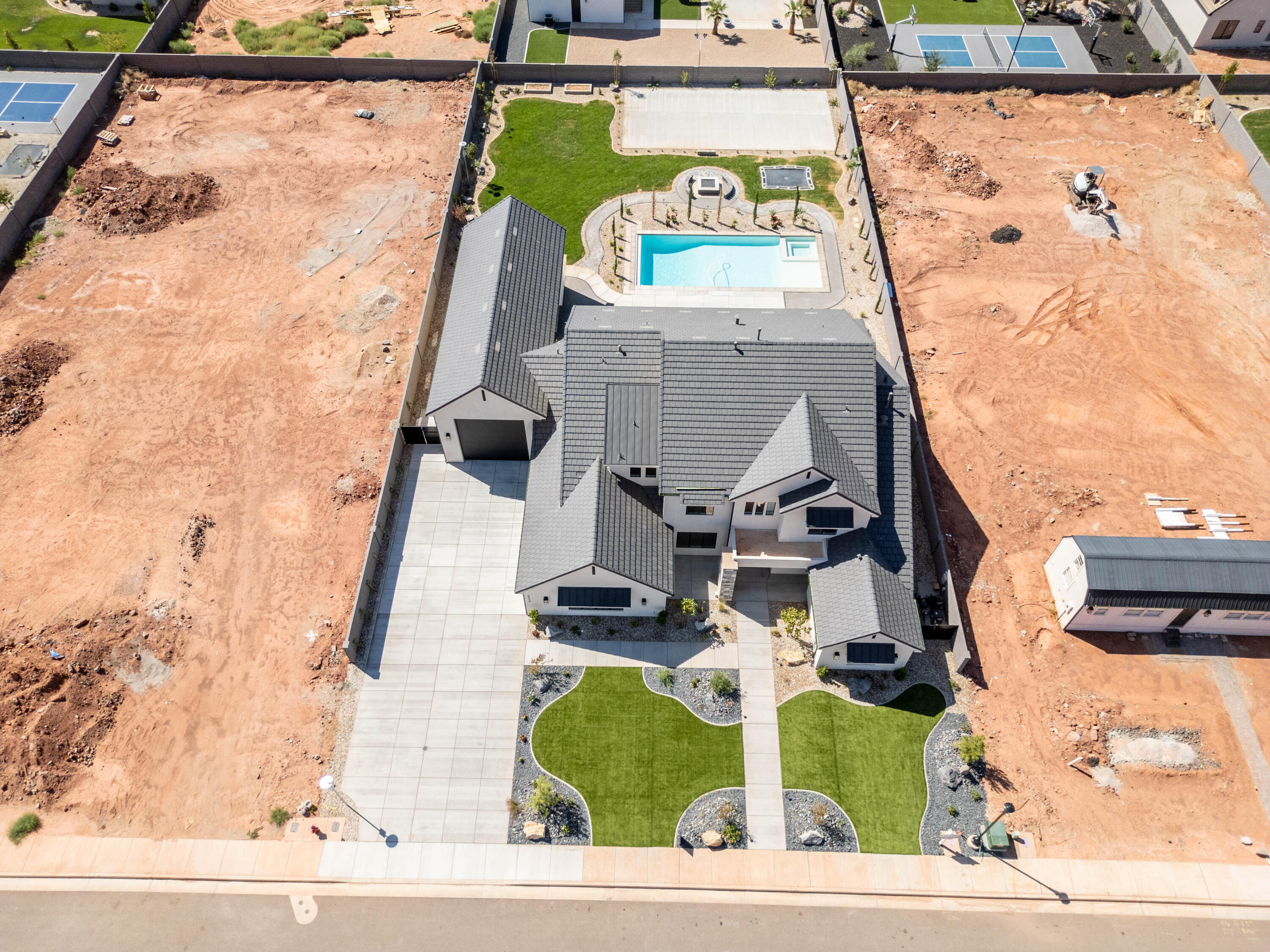 BRECKENRIDGE ESTATES - Residential