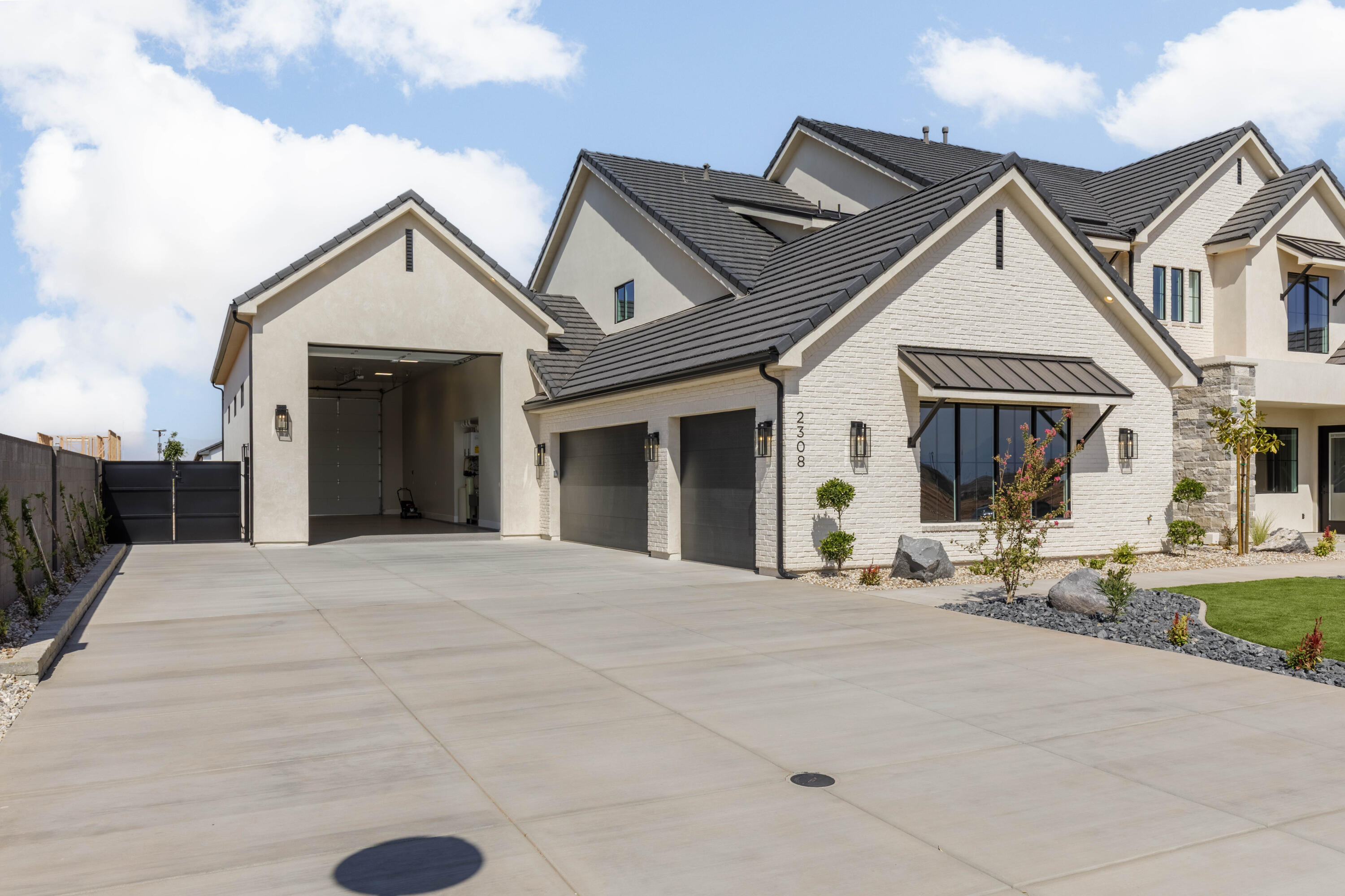 BRECKENRIDGE ESTATES - Residential