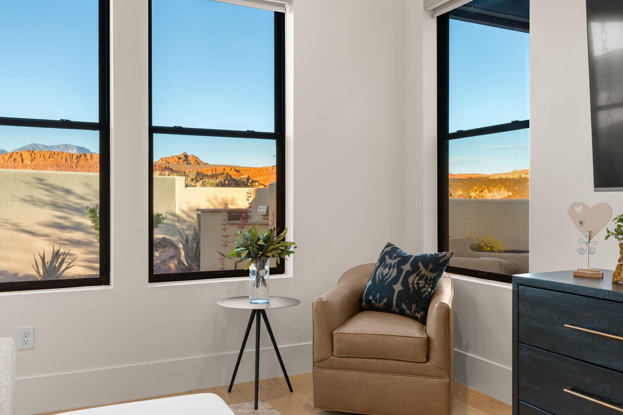 POINT AT SNOW CANYON - Residential