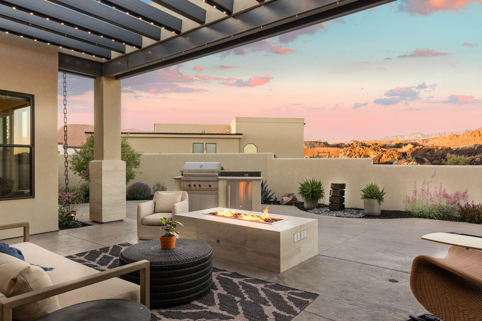 POINT AT SNOW CANYON - Residential