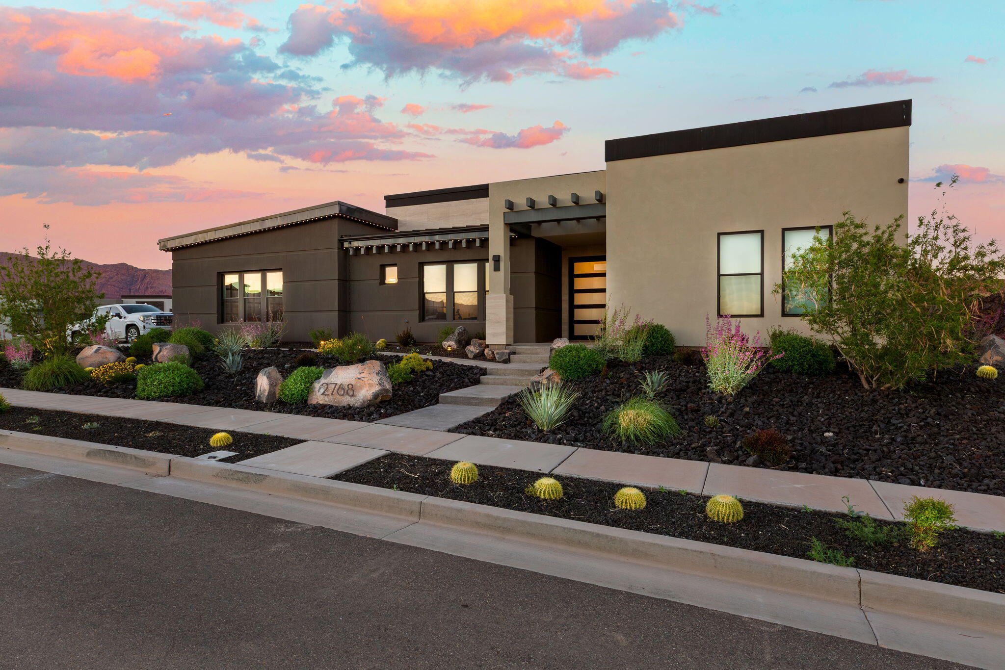 POINT AT SNOW CANYON - Residential