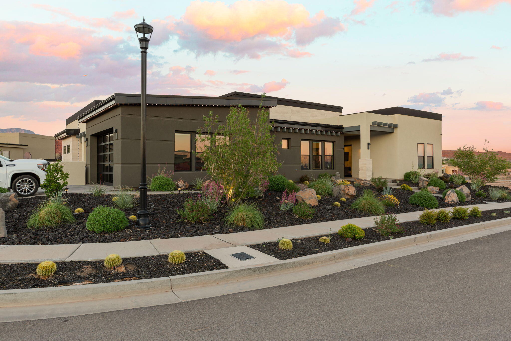 POINT AT SNOW CANYON - Residential