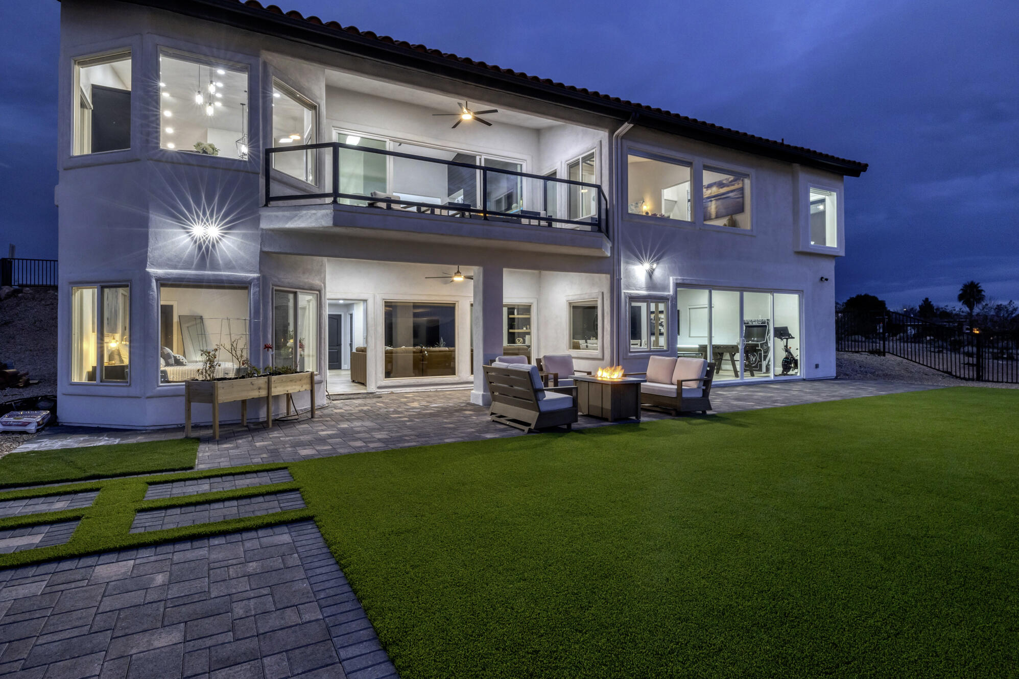 EAST RIDGE - Residential