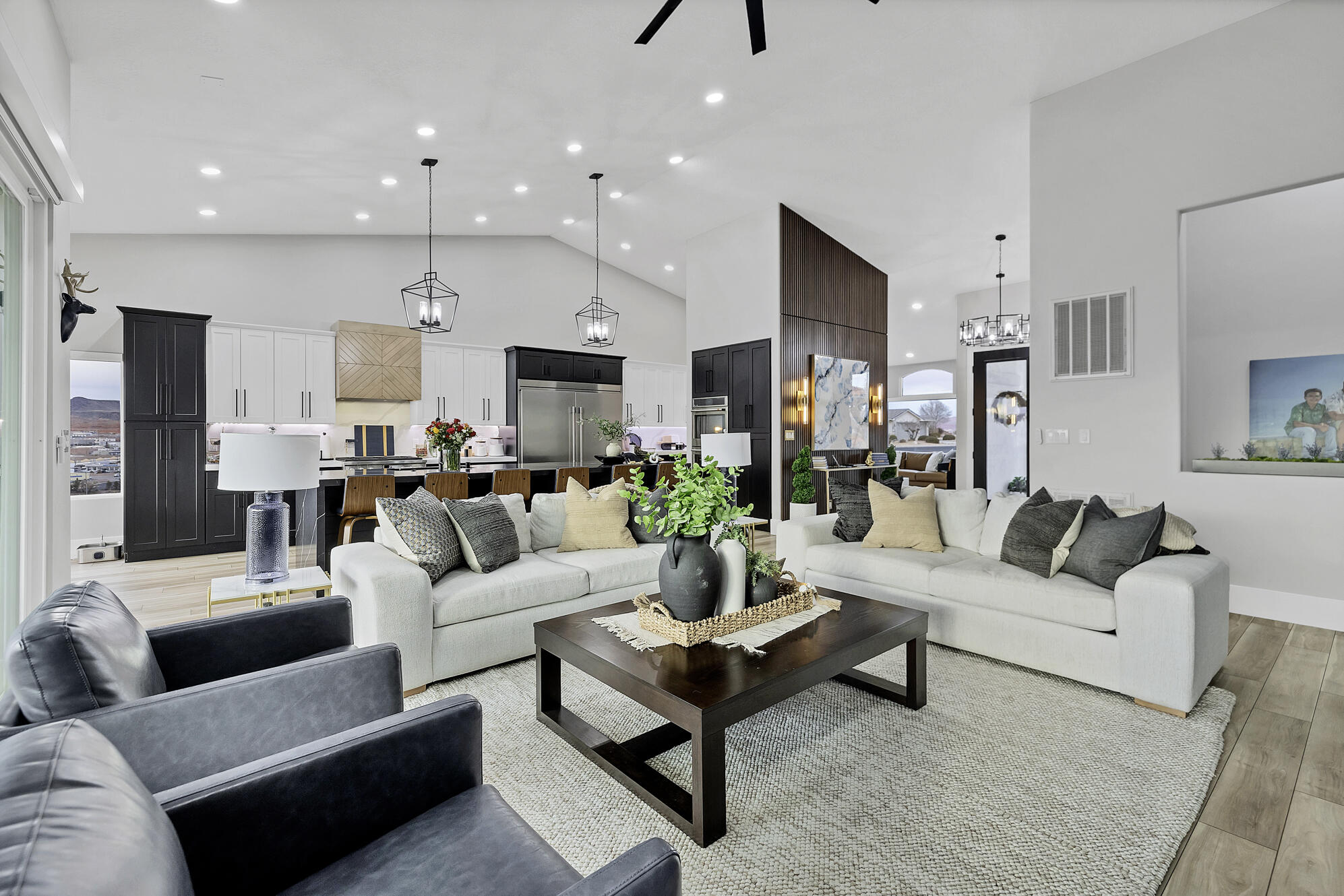 EAST RIDGE - Residential