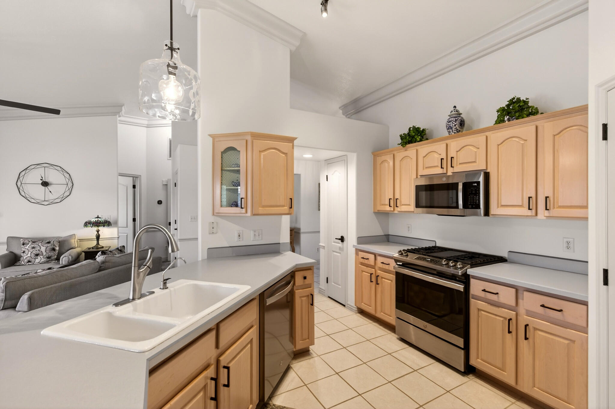 MEADOW CREEK ESTATES - Residential