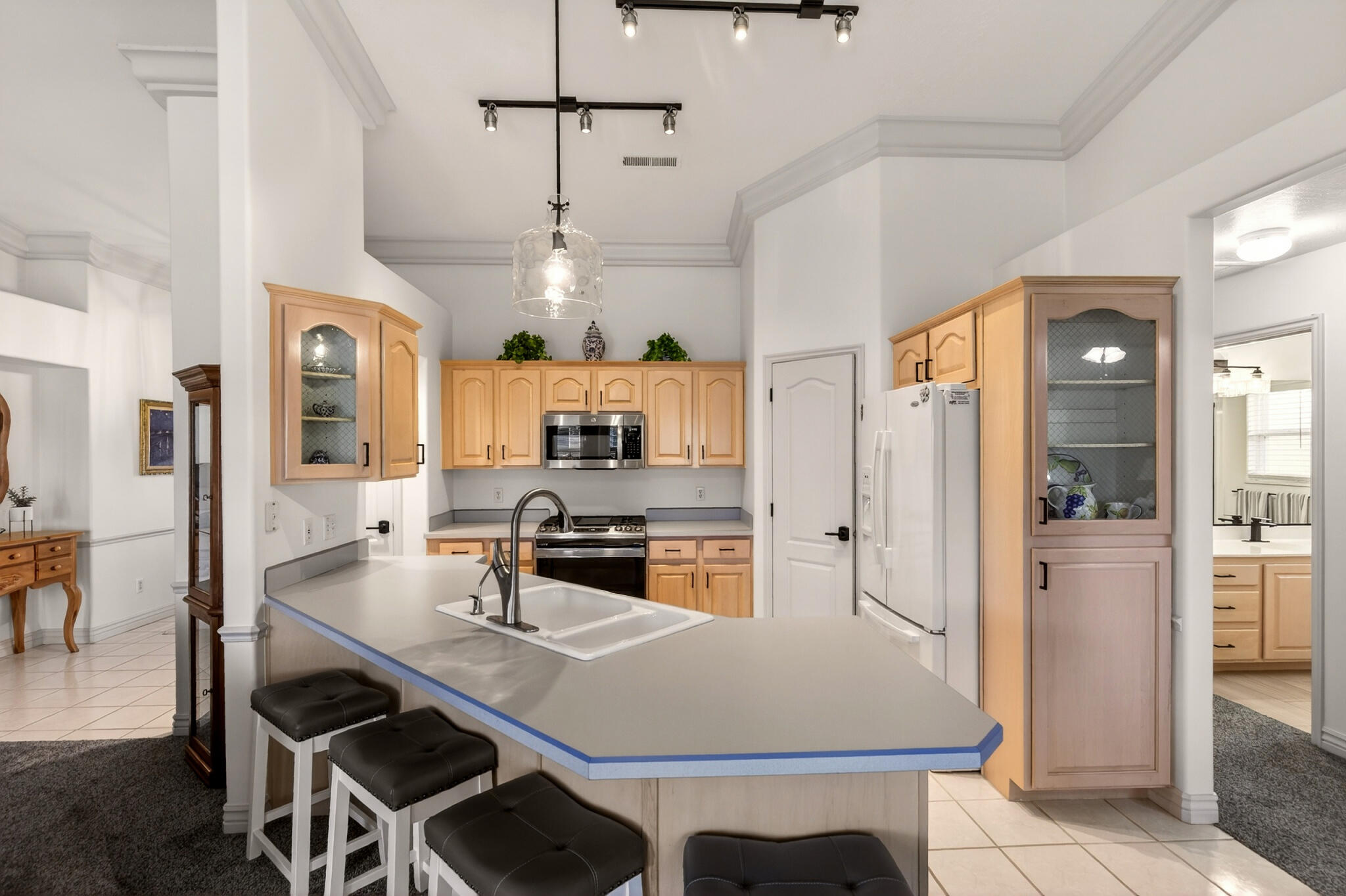 MEADOW CREEK ESTATES - Residential