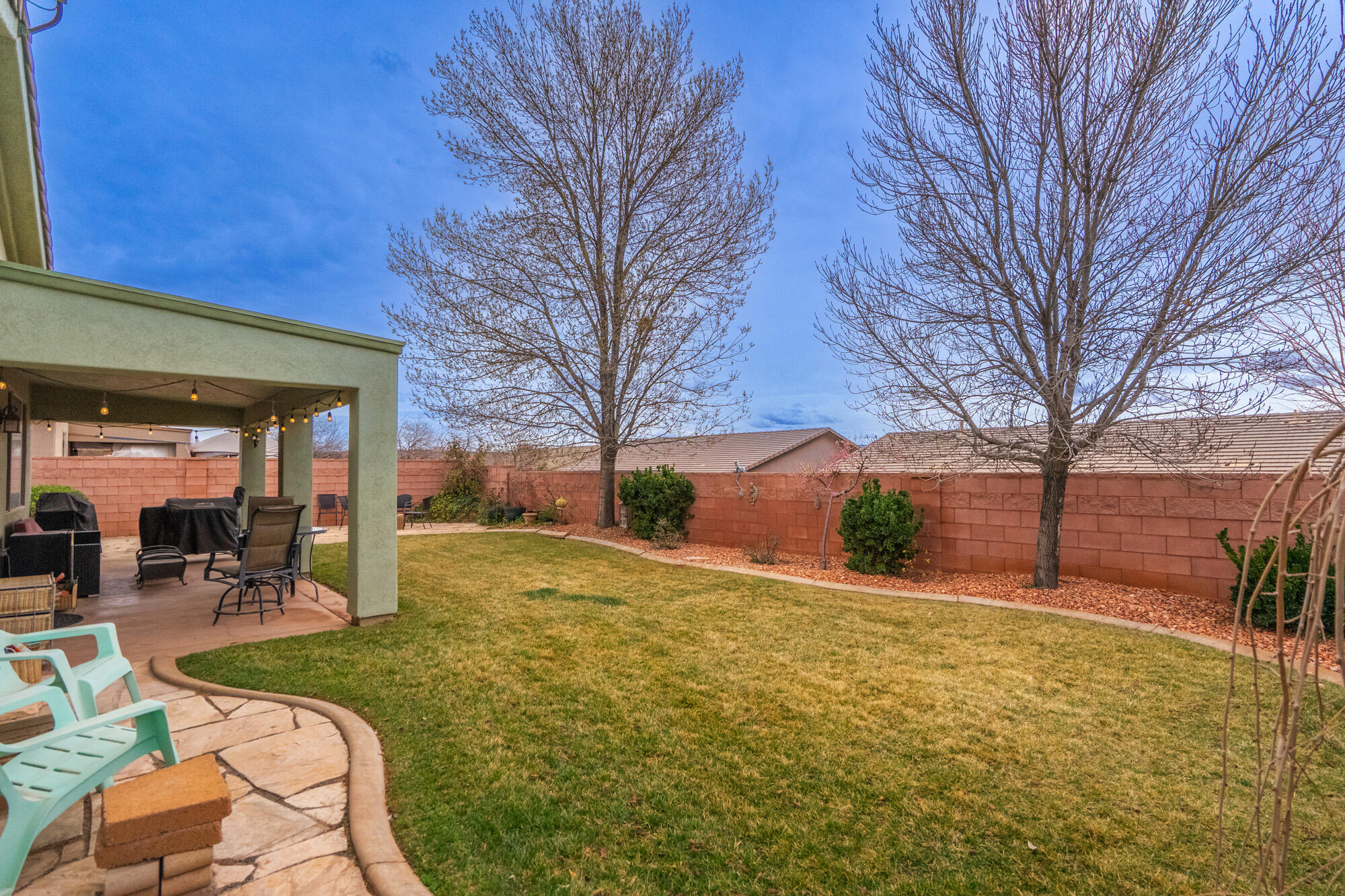 CORAL CANYON - Residential