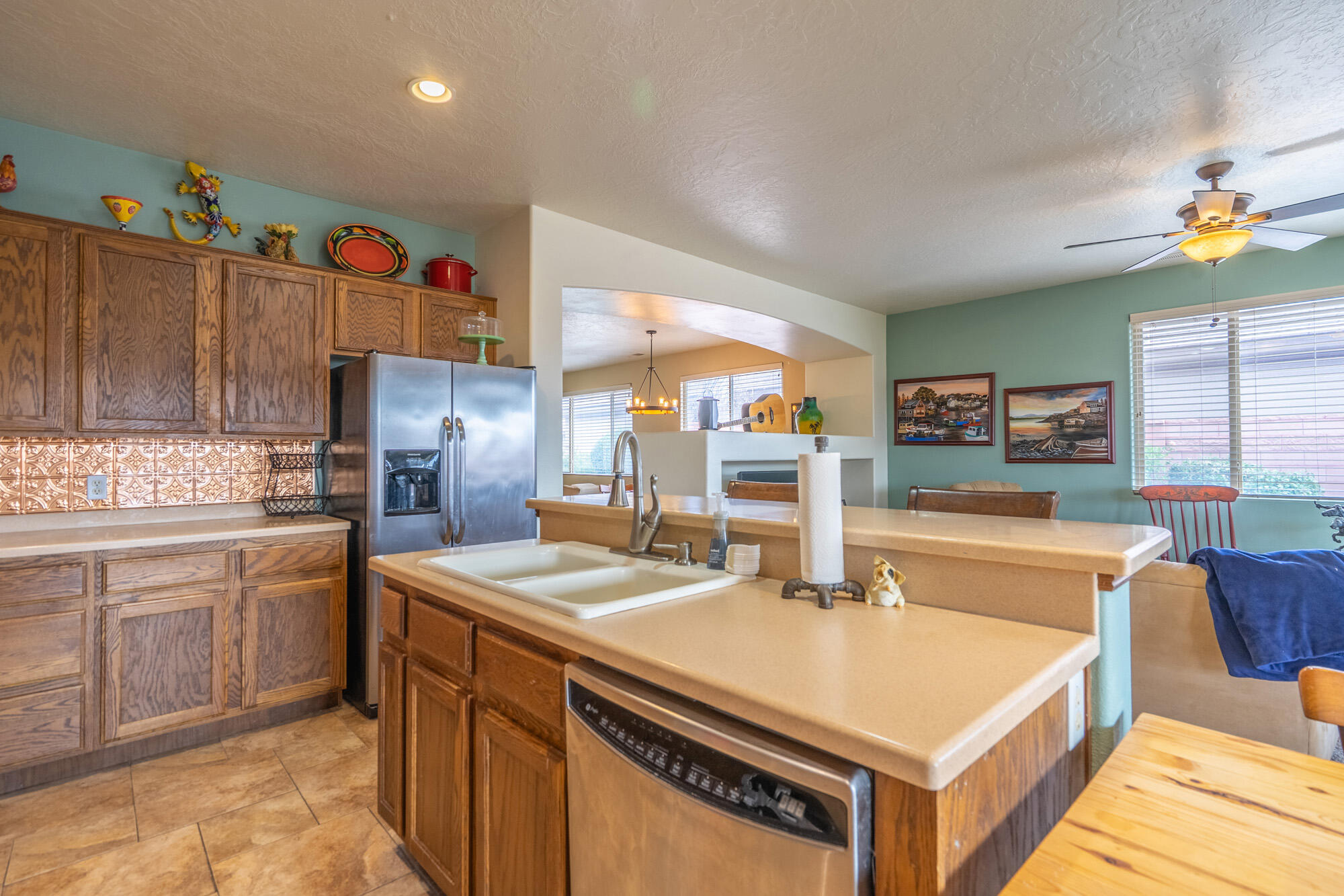 CORAL CANYON - Residential