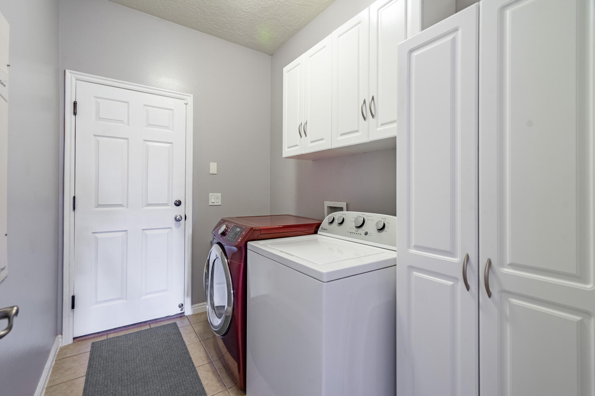 CORAL CANYON - Residential