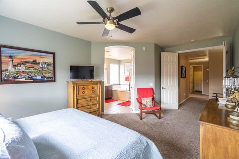 Tiny photo for 3352 E Sweetwater Springs DR, Washington, UT 84780 (MLS # 26-269582)