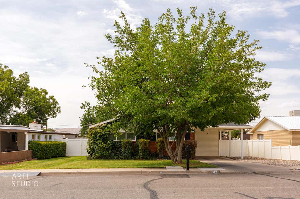 Photo of 19 W 600 S, Saint George, UT 84770 (MLS # 26-275196)