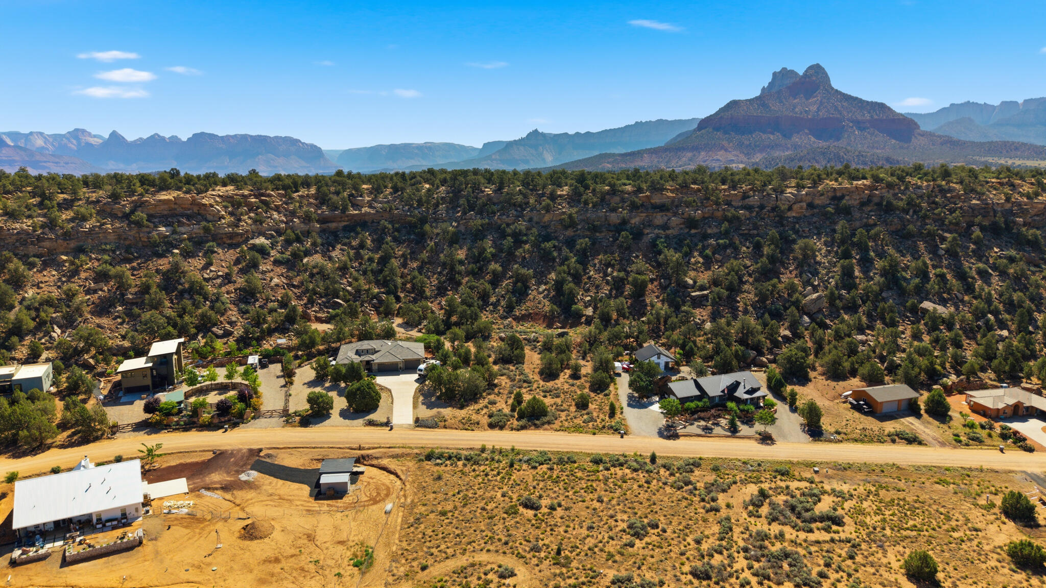 APPLE VALLEY RANCH GOOSEBERRY - Land
