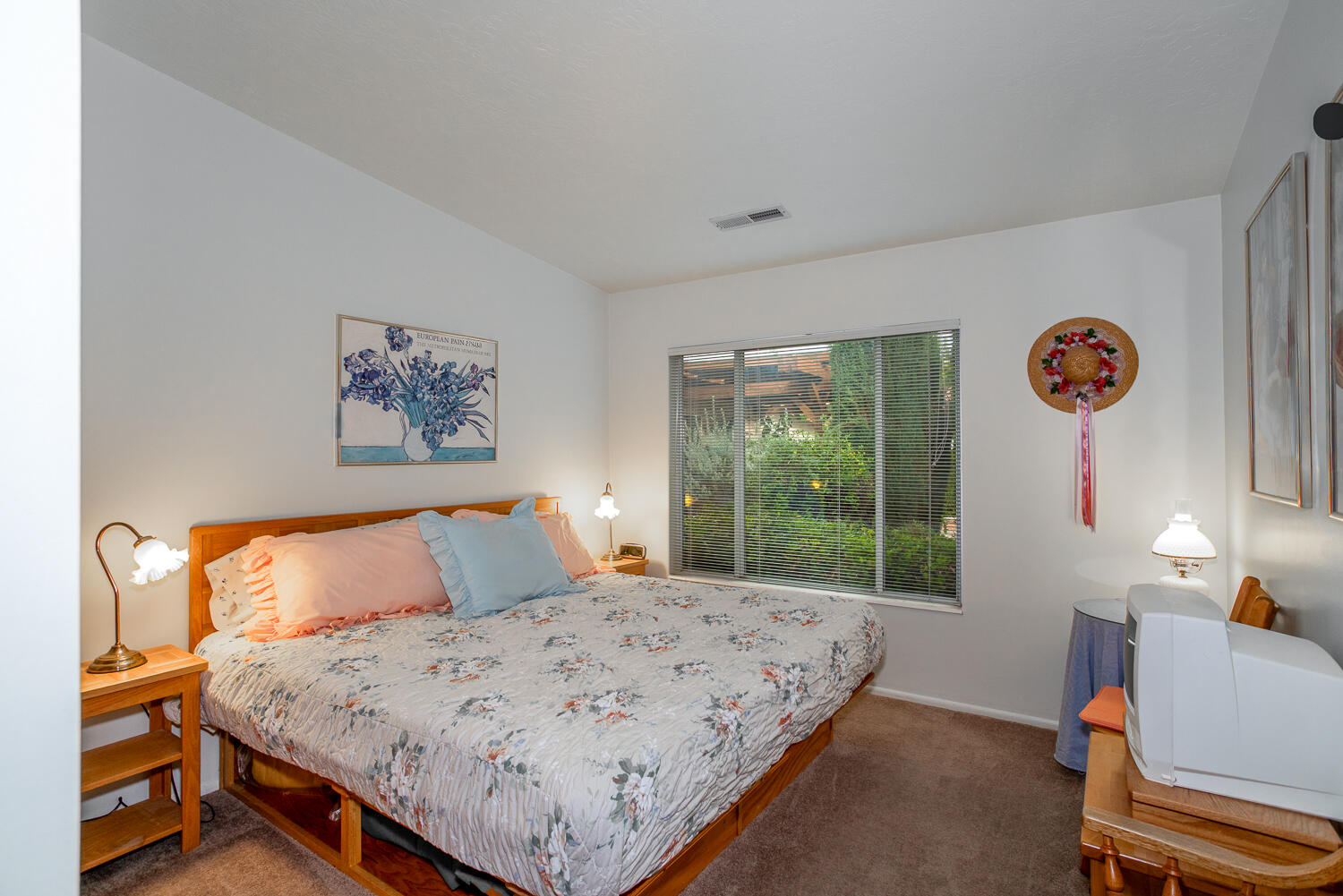 SUNFLOWER DEVELOPMENT - Residential