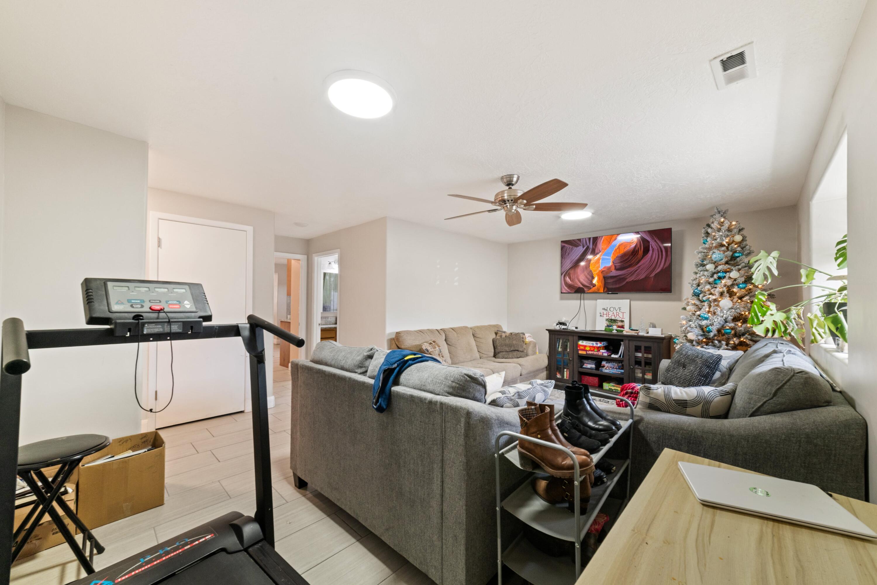 SHORT CREEK - Residential