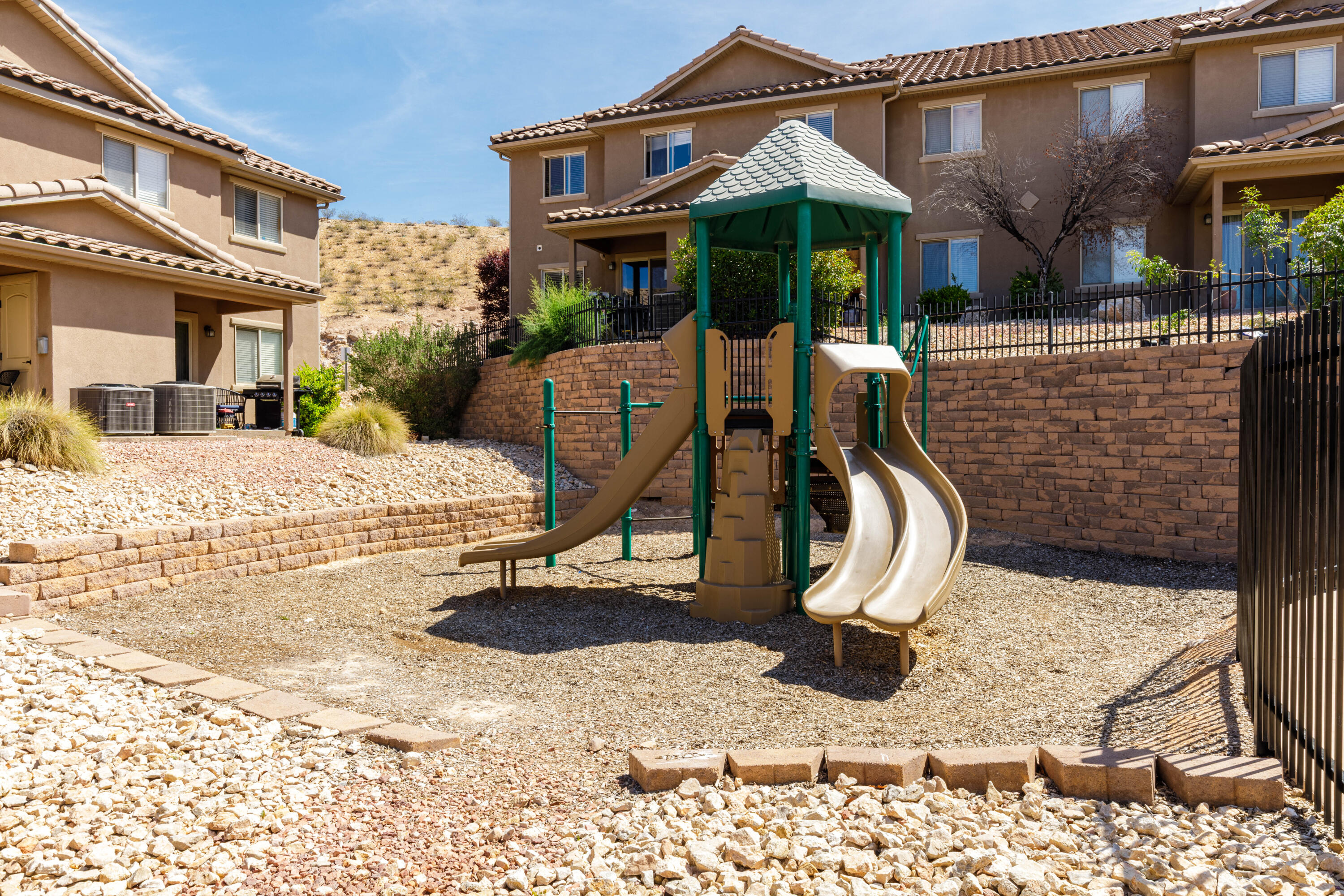 COTTAGES AT FOSSIL HILLS - Residential