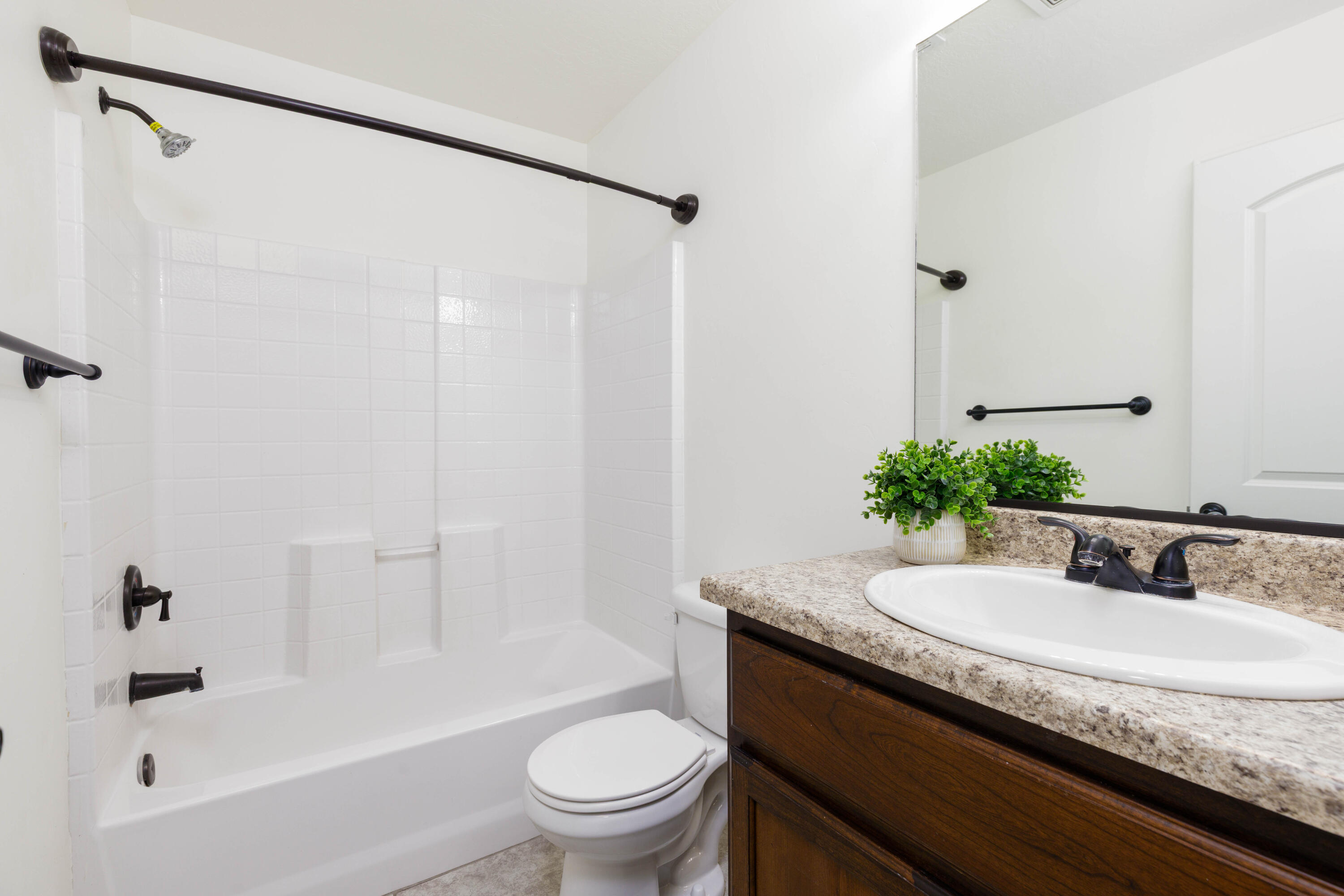 COTTAGES AT FOSSIL HILLS - Residential