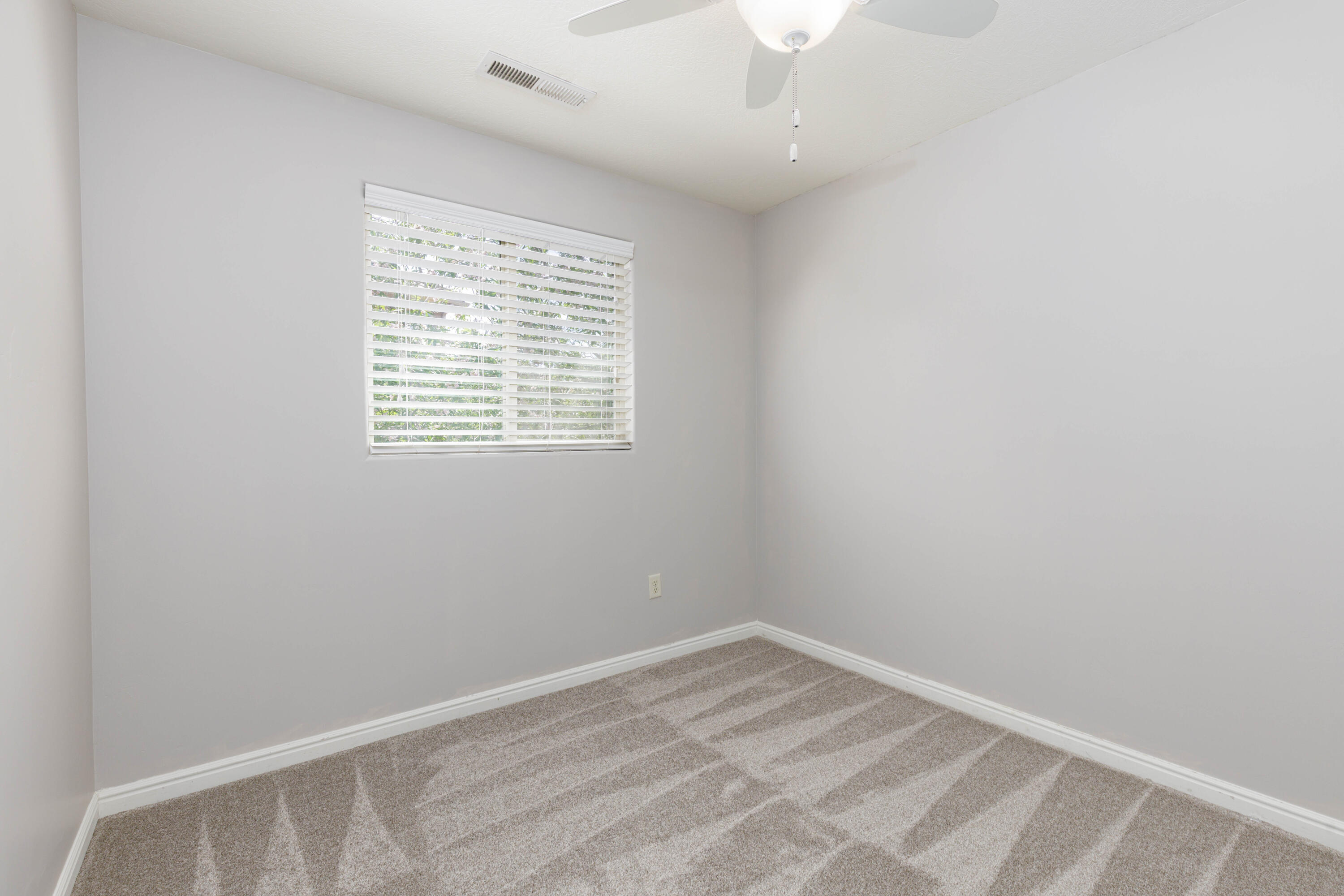 COTTAGES AT FOSSIL HILLS - Residential