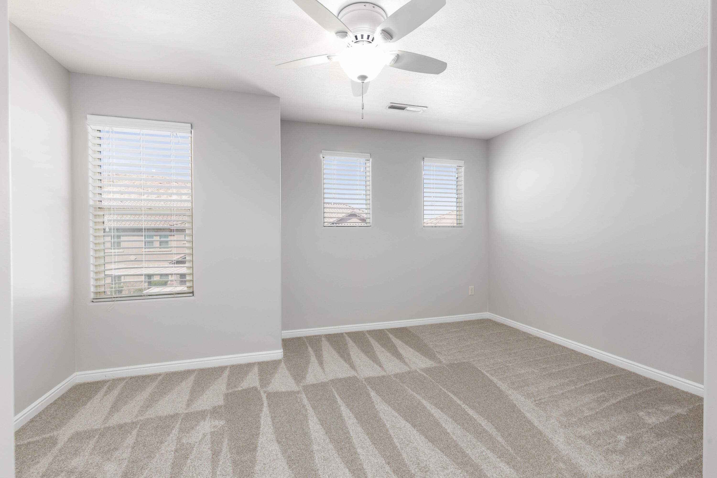 COTTAGES AT FOSSIL HILLS - Residential