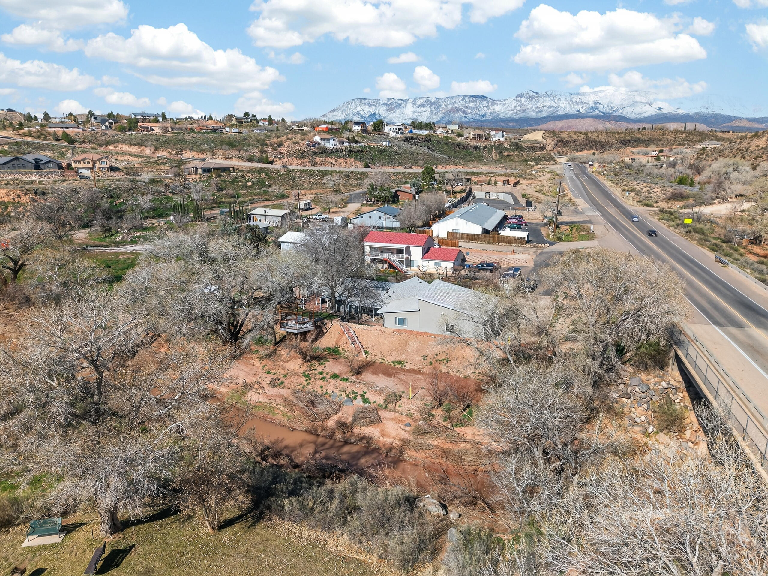 LAVERKIN TOWNSITE AND FIELD - Residential