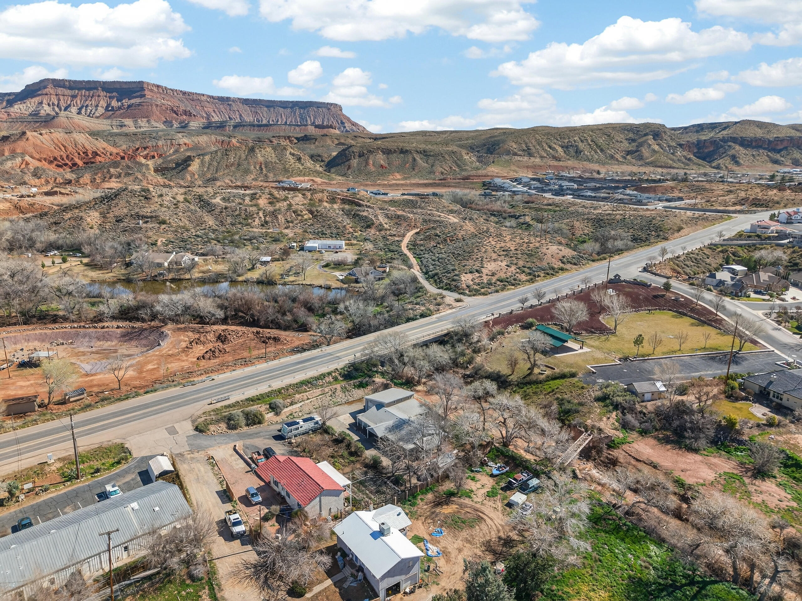 LAVERKIN TOWNSITE AND FIELD - Residential