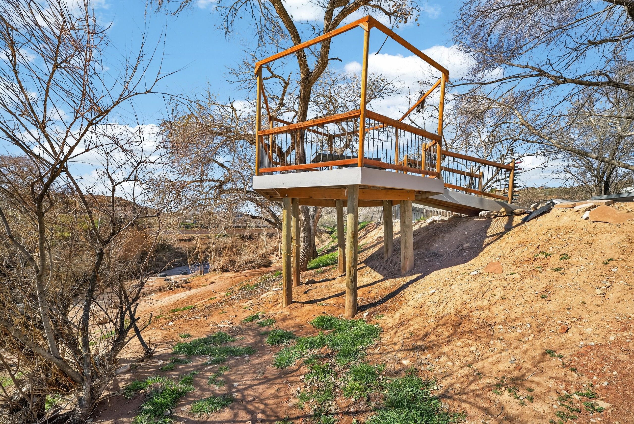 LAVERKIN TOWNSITE AND FIELD - Residential