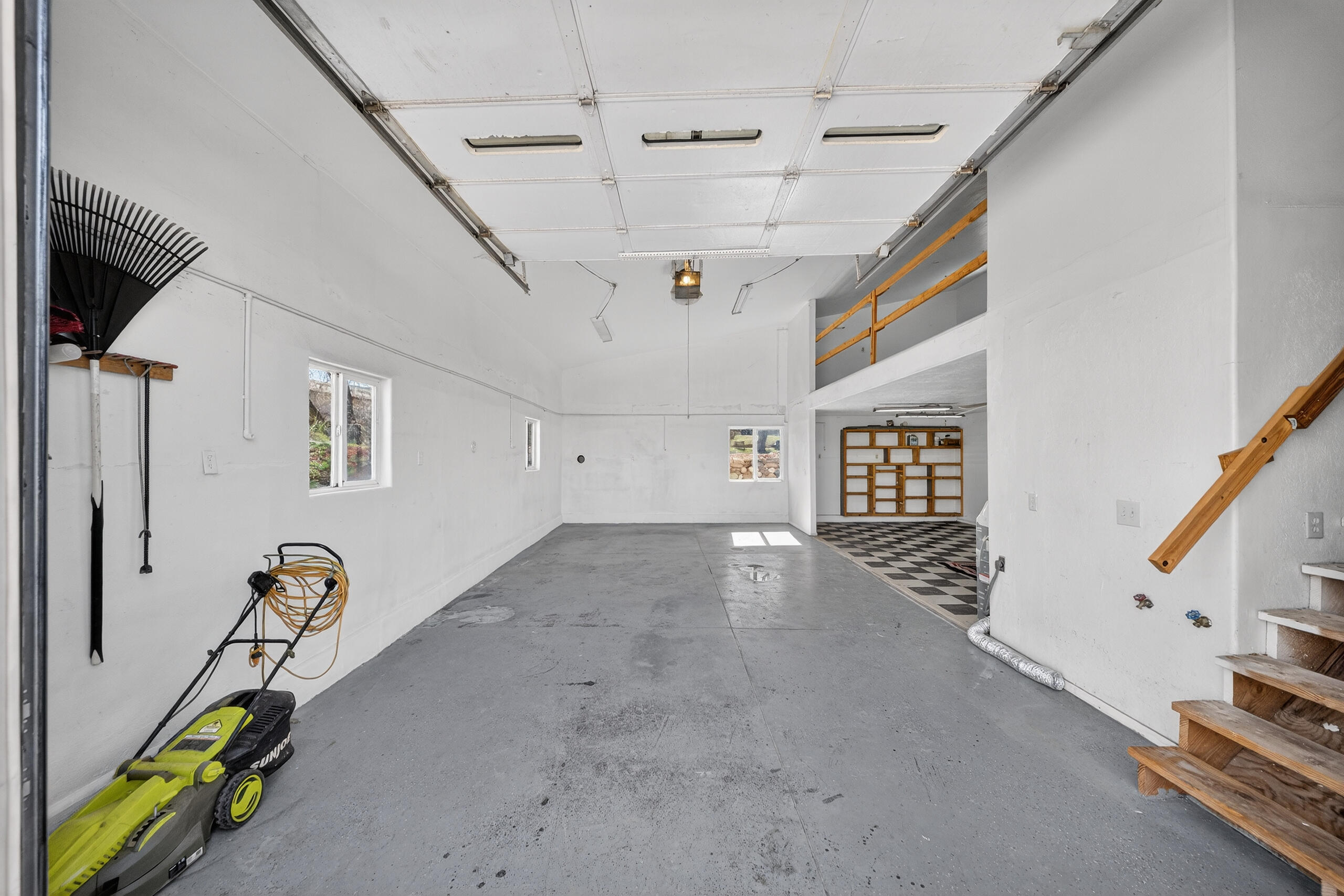 LAVERKIN TOWNSITE AND FIELD - Residential