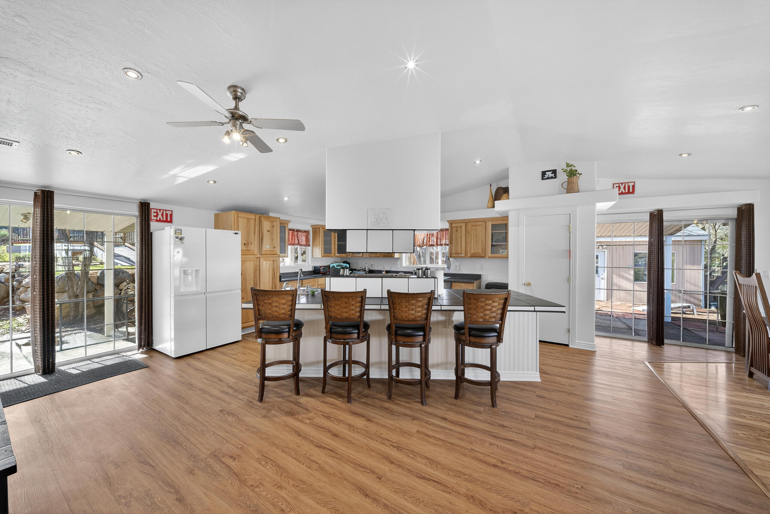 LAVERKIN TOWNSITE AND FIELD - Residential