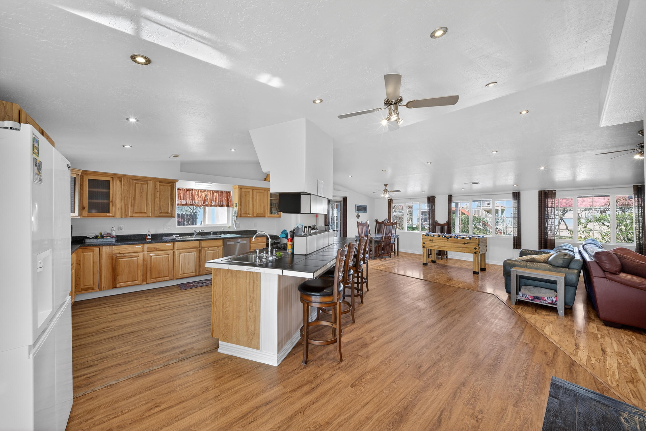 LAVERKIN TOWNSITE AND FIELD - Residential