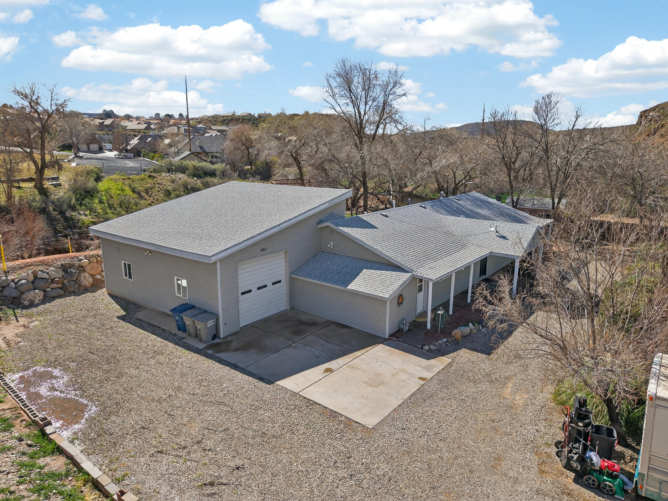 LAVERKIN TOWNSITE AND FIELD - Residential