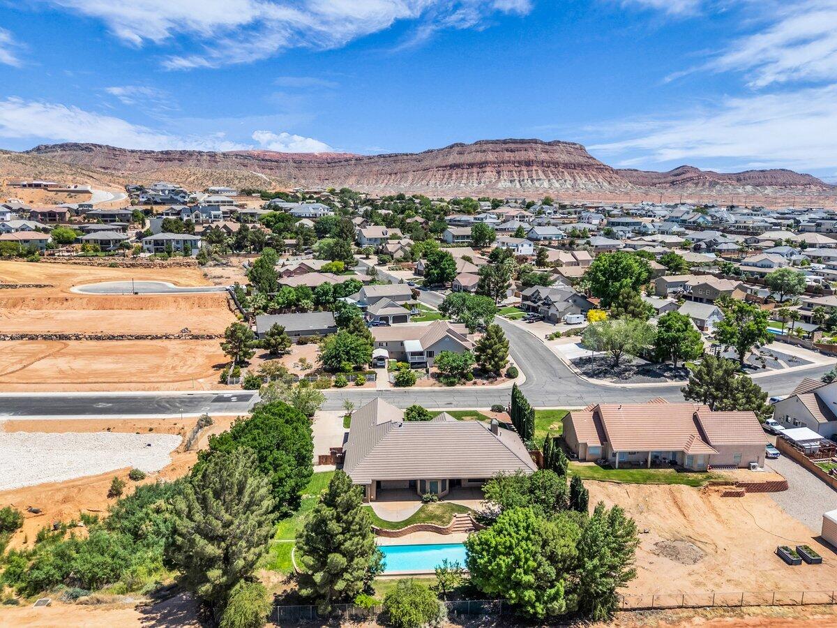 MAJESTIC VIEW - Residential